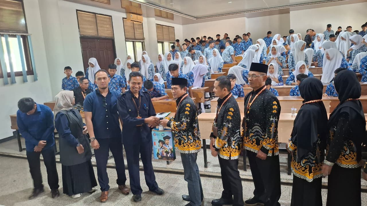Studi Tour ke Kampus Politeknik Negeri Lampung (Polinela)
